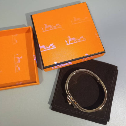 [LUXE NOBLE]H CLOUD BLUE BRACELET