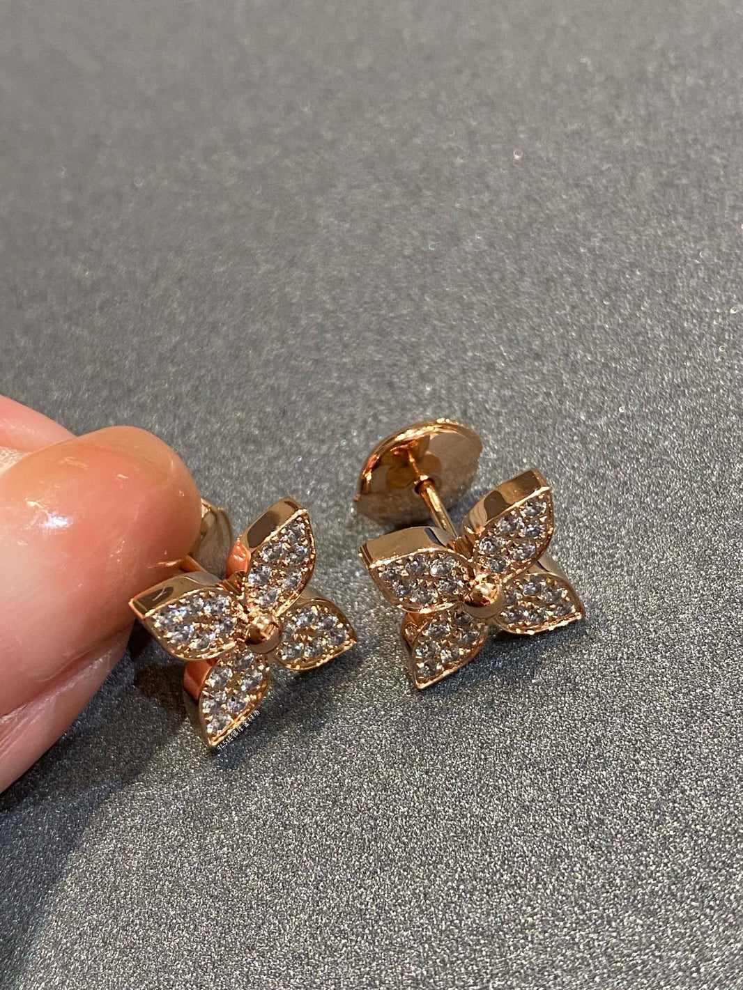 [LUXE NOBLE]STAR DIAMOND EARRINGS