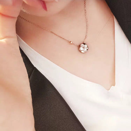[LUXE NOBLE]SUN MOP GOLD 1 DIAMOND NECKLACE