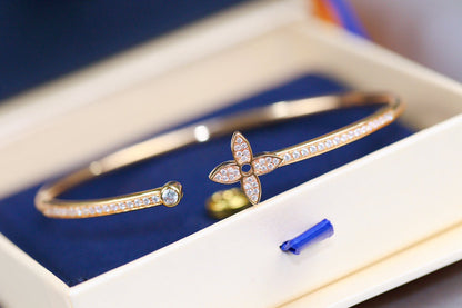 [LUXE NOBLE]イディル ピンクゴールド オープンブレスレット ダイヤモンドパヴェ