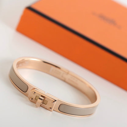 [LUXE NOBLE]HM ケリーグレー ブレスレット