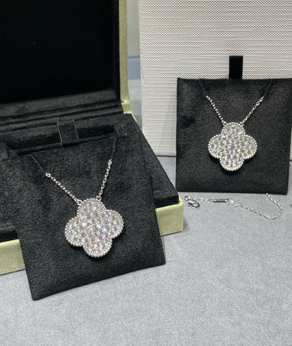 [LUXE NOBLE]CLOVER 25MM LARGE PENDANT DIAMOND PAVED SILVER NECKLACE