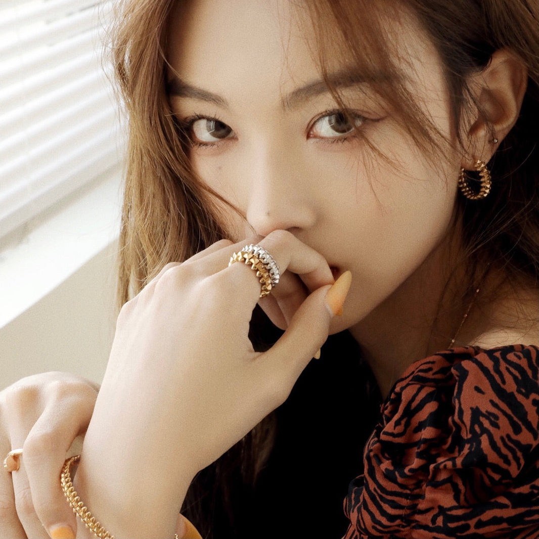 [LUXE NOBLE]CLASH SMALL HOOP EARRINGS