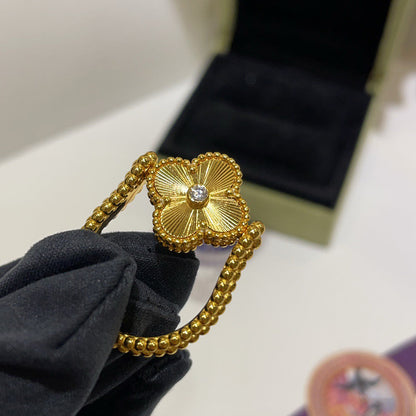 [LUXE NOBLE]CLOVER RIVERSIBLE RING GOLD COLLECTION