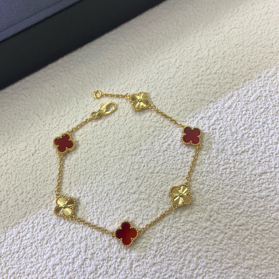 [LUXE NOBLE]CLOVER 6 MOTIF RED AGATE LASER BRACELET