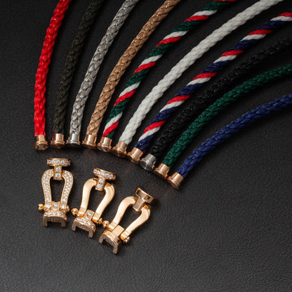 [LUXE NOBLE] FORCE Großes Hufeisen-Armband mit Halbdiamanten, Silber