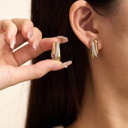 [Luxe Jewelry]TRINITY HALF DIAMOND  CUSHION EARRINGS
