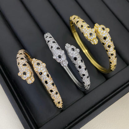 [Luxe Jewelry]PANTHERE DOUBLE HEADED HALF DIAMOND OPEN BRACELET