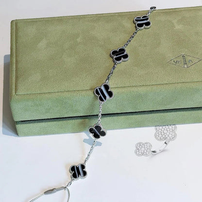 [LUXE NOBLE] CLOVER 5 MOTIF PULSAR STONE BRACELET COLLECTION