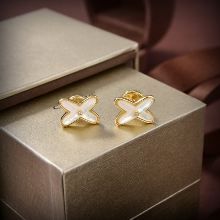 [LUXE NOBLE] JEUX DE WHITE POP GOLD DIAMOND EARRINGS