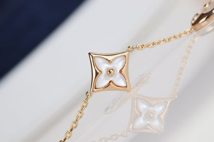 [LUXE NOBLE]リーフクローバーブレスレット