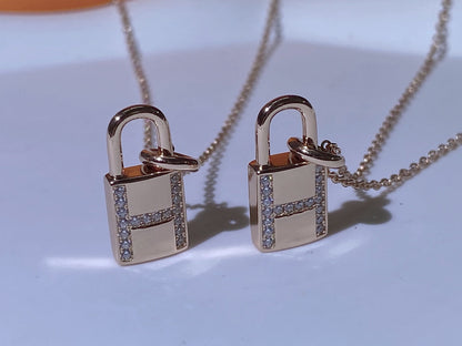 [LUXE NOBLE]HM ADVANCED NICHE LOCK HEAD NECKLACE DIAMONDS