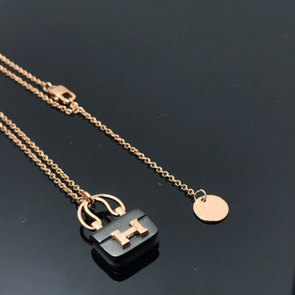 [LUXE NOBLE]レディース HM アミュレット コンスタンス ペンダント ネックレス