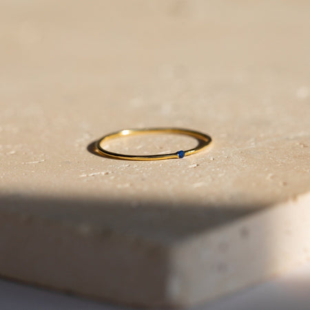 Dünner Mini-Geburtssteinring