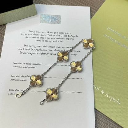 [LUXE NOBLE] CLOVER 5 MOTIF LASER BRACELET COLLECTION