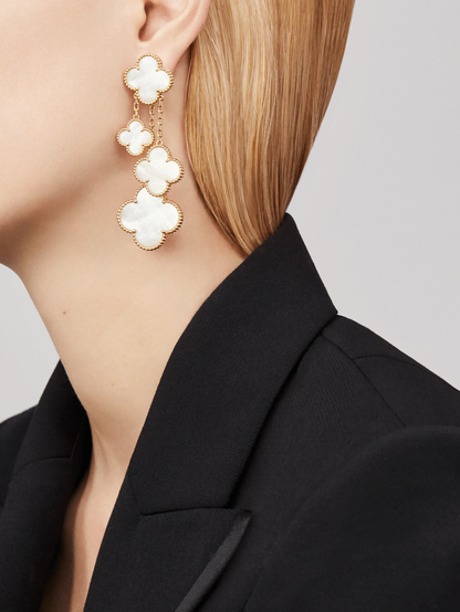 [LUXE NOBLE]CLOVER EARRINGS WHITE MOP 4 MOTIFS GOLD