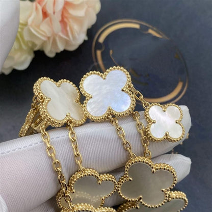 [LUXE NOBLE]CLOVER EARRINGS WHITE MOP 4 MOTIFS GOLD