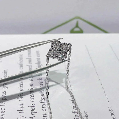 [LUXE NOBLE]CLOVER  SINGLE FLOWER BRACELET SILVER