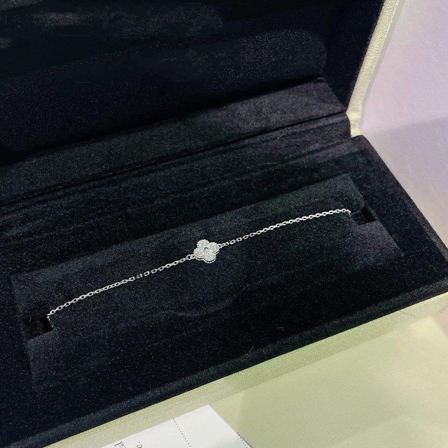 [LUXE NOBLE]CLOVER  SINGLE FLOWER BRACELET SILVER