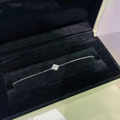 [LUXE NOBLE]CLOVER  SINGLE FLOWER BRACELET SILVER